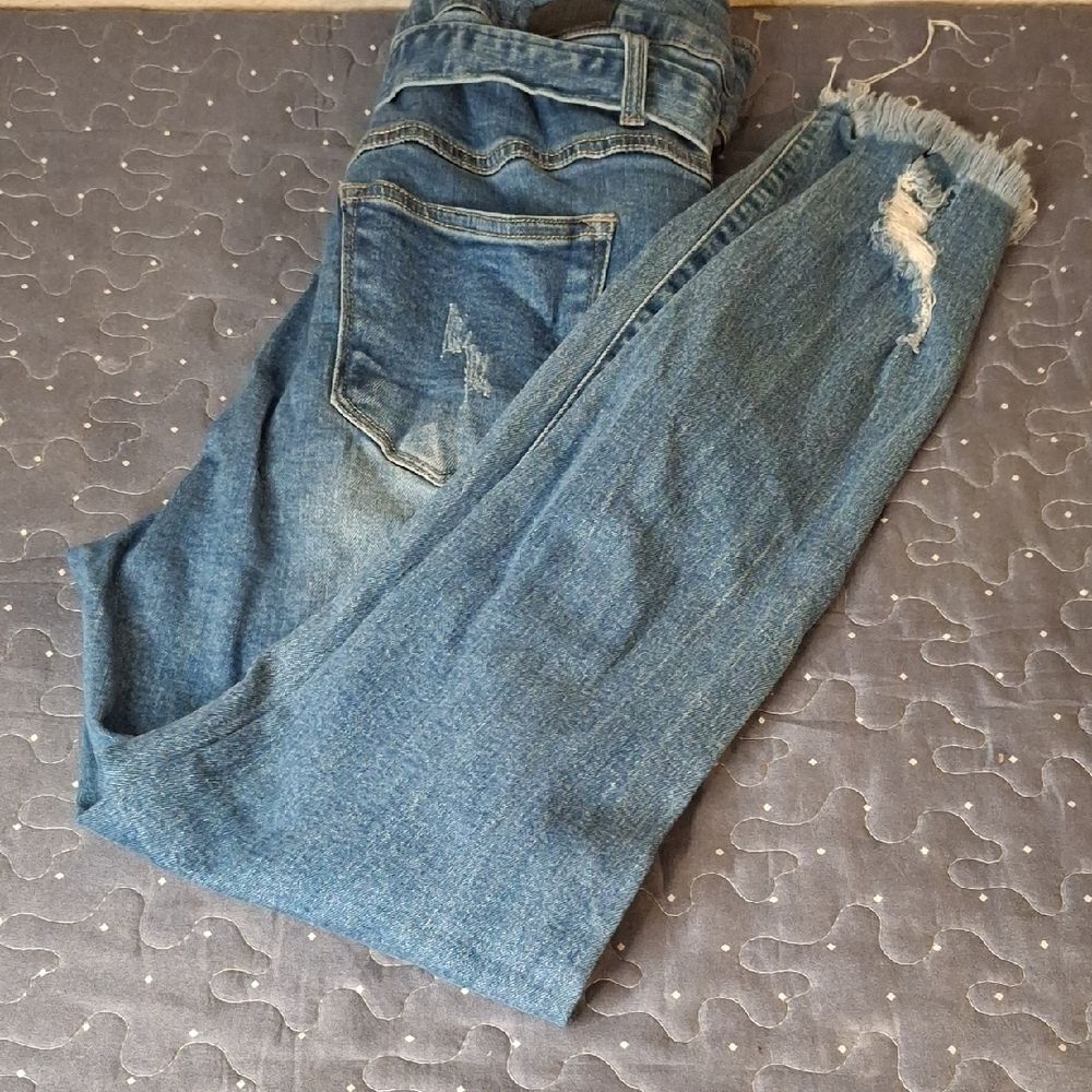 Black Label High Rise Blue Distressed Women's Jeans size 9
